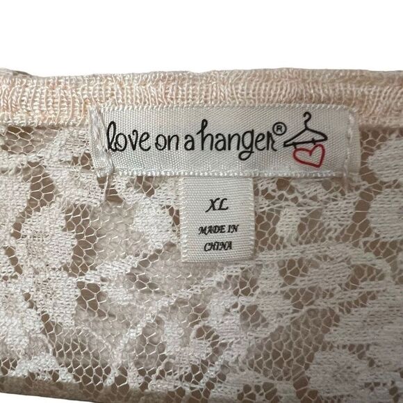 NWT Love on a Hanger Top Womens Size XL Cream Lace Floral Long Sleeve Tulip Back - Picture 3 of 15